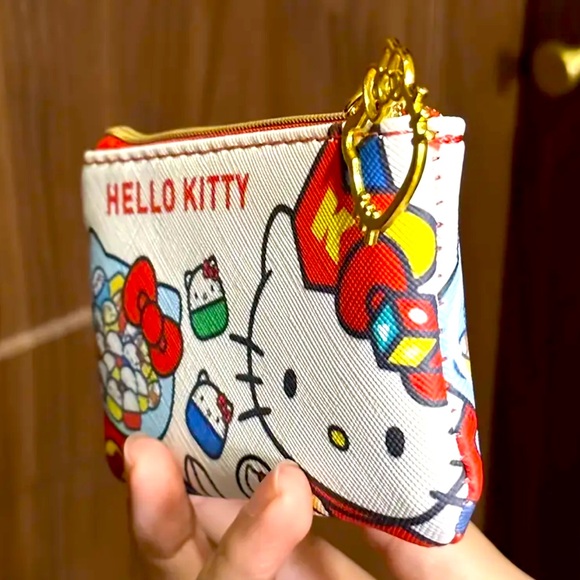 Hello Kitty Vintage style Coin Purse Faux Leather Zippered Organizer NWT - Picture 2 of 6